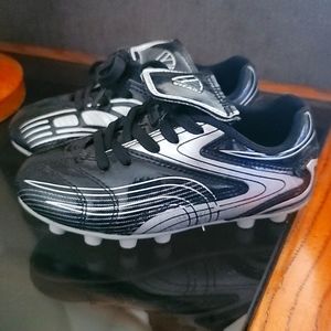 Vizari Soccer Cleats
